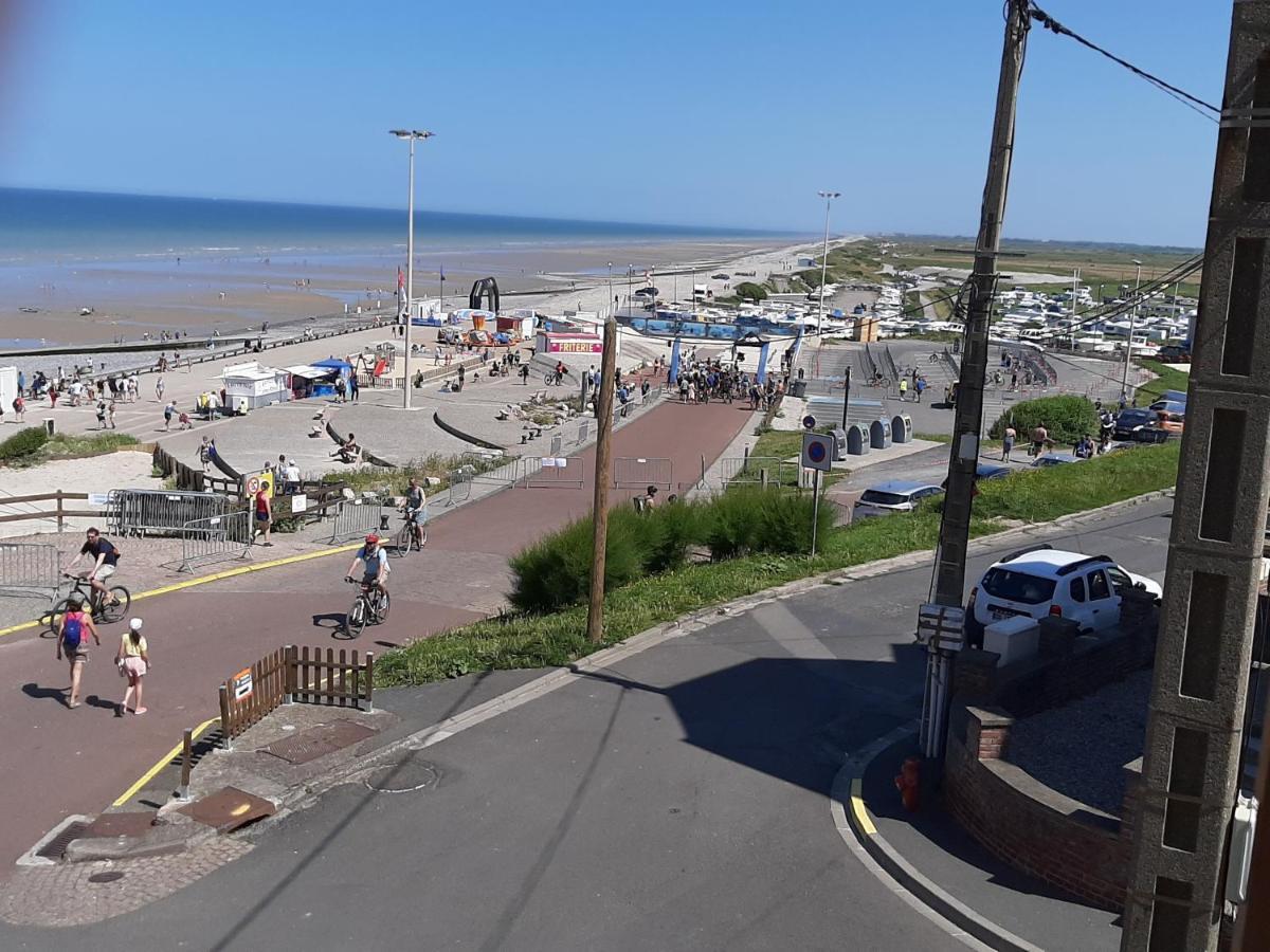 Au Gre Des Marees, Appartement Face A La Mer, Classe 3 Etoiles Ault Luaran gambar