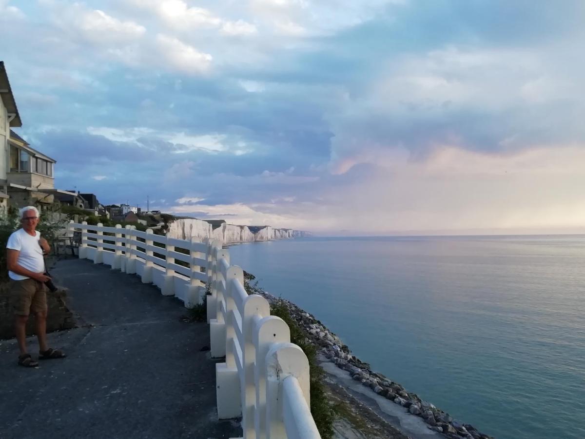 Au Gre Des Marees, Appartement Face A La Mer, Classe 3 Etoiles Ault Luaran gambar